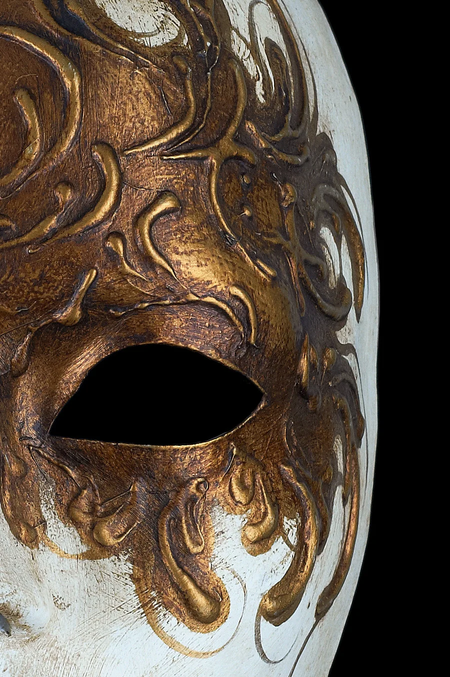 Volto Bianco e Oro - Image 4